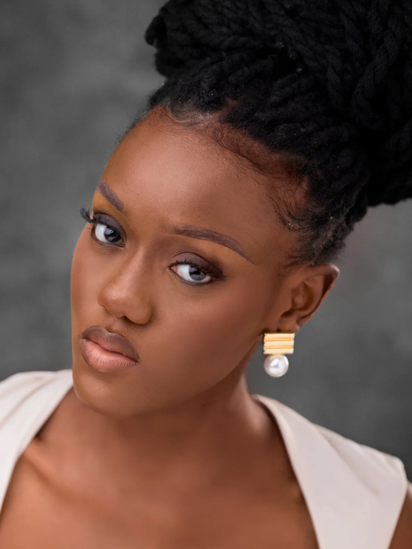 Yira Pearl Studs Ruahh