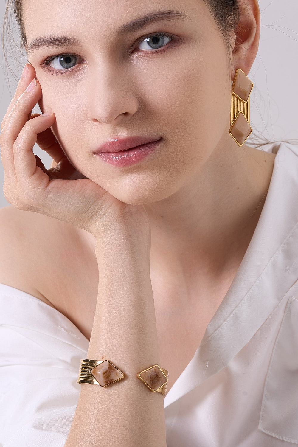Ozima Earrings